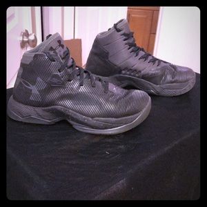 Under Armour “Curry” basketball shoes